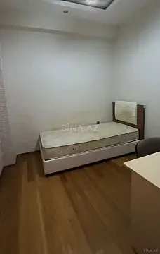 Satılır 3 otaqlı mənzil 92 m²
