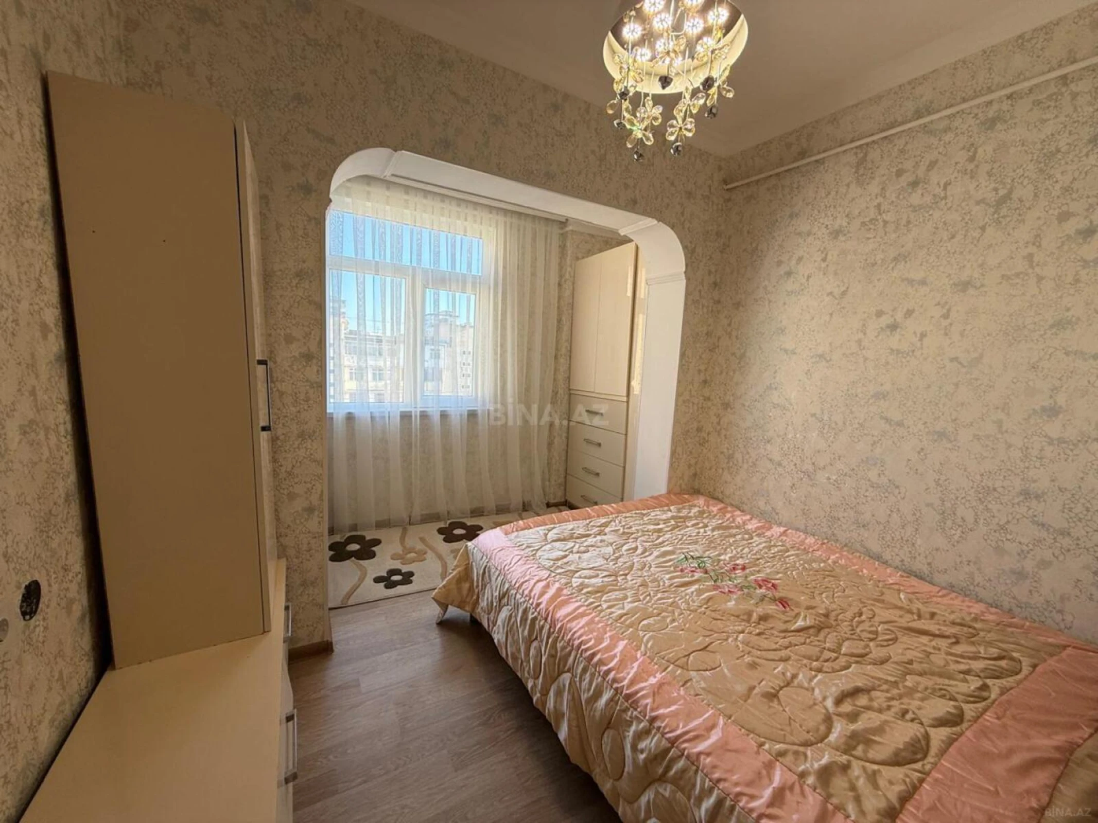 Satılır 2 otaqlı mənzil 43 m²