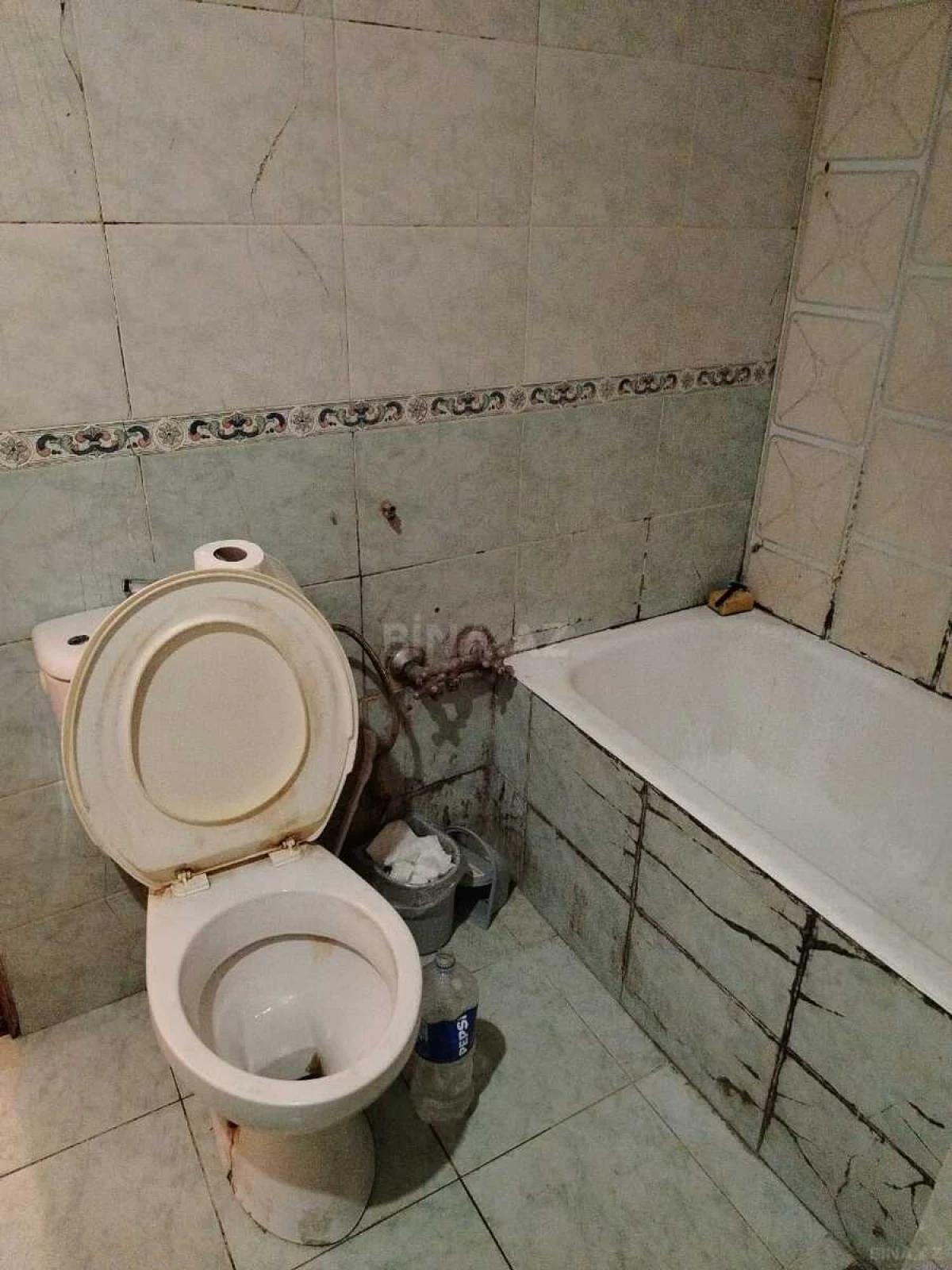 Kirayə verilir 2 otaqlı mənzil 90 m²