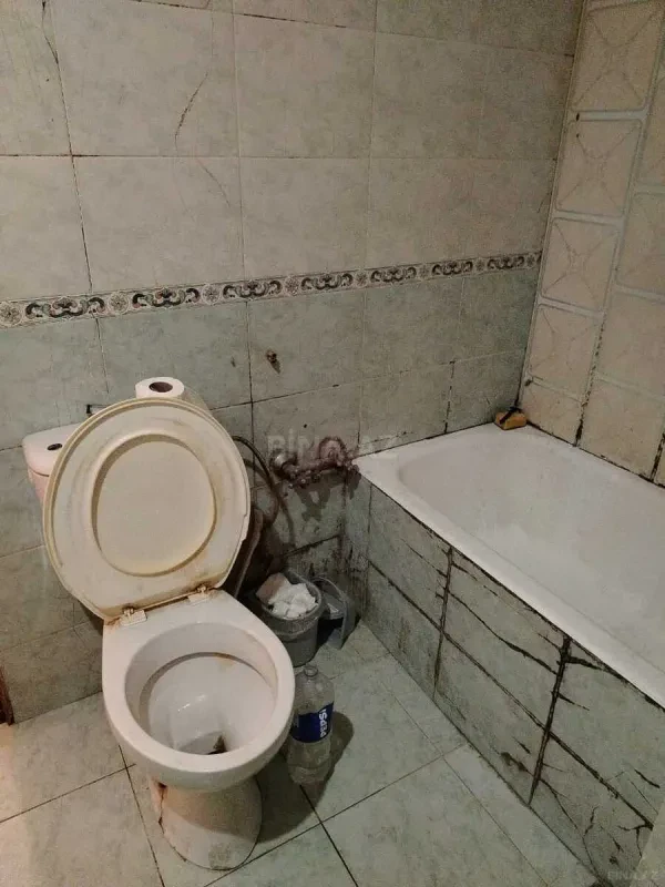 Kirayə verilir 2 otaqlı mənzil 90 m²