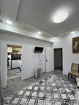 Satılır 2 otaqlı mənzil 44 m²