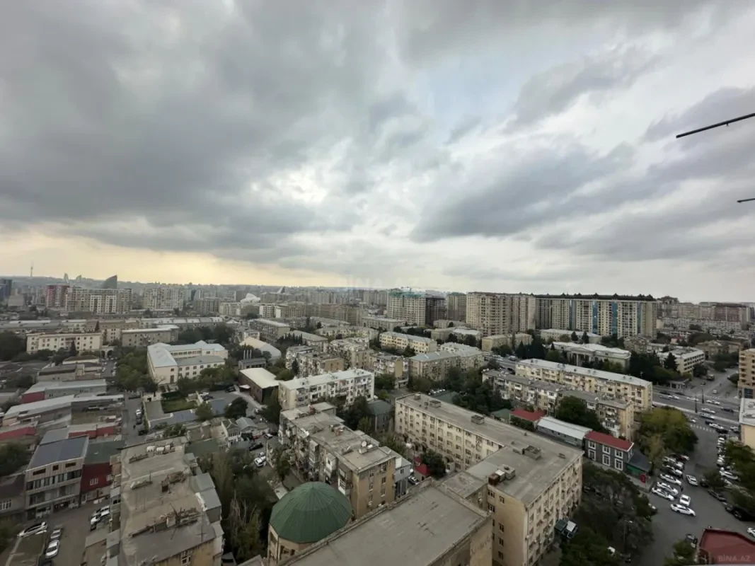 Satılır 3 otaqlı mənzil 101 m²