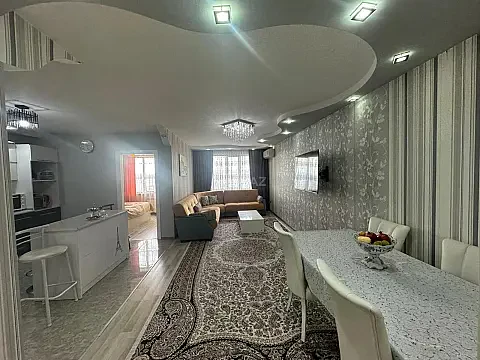 Satılır 3 otaqlı mənzil 101 m²