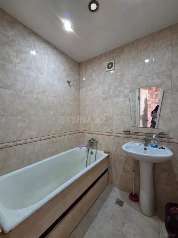Satılır 2 otaqlı mənzil 60 m²
