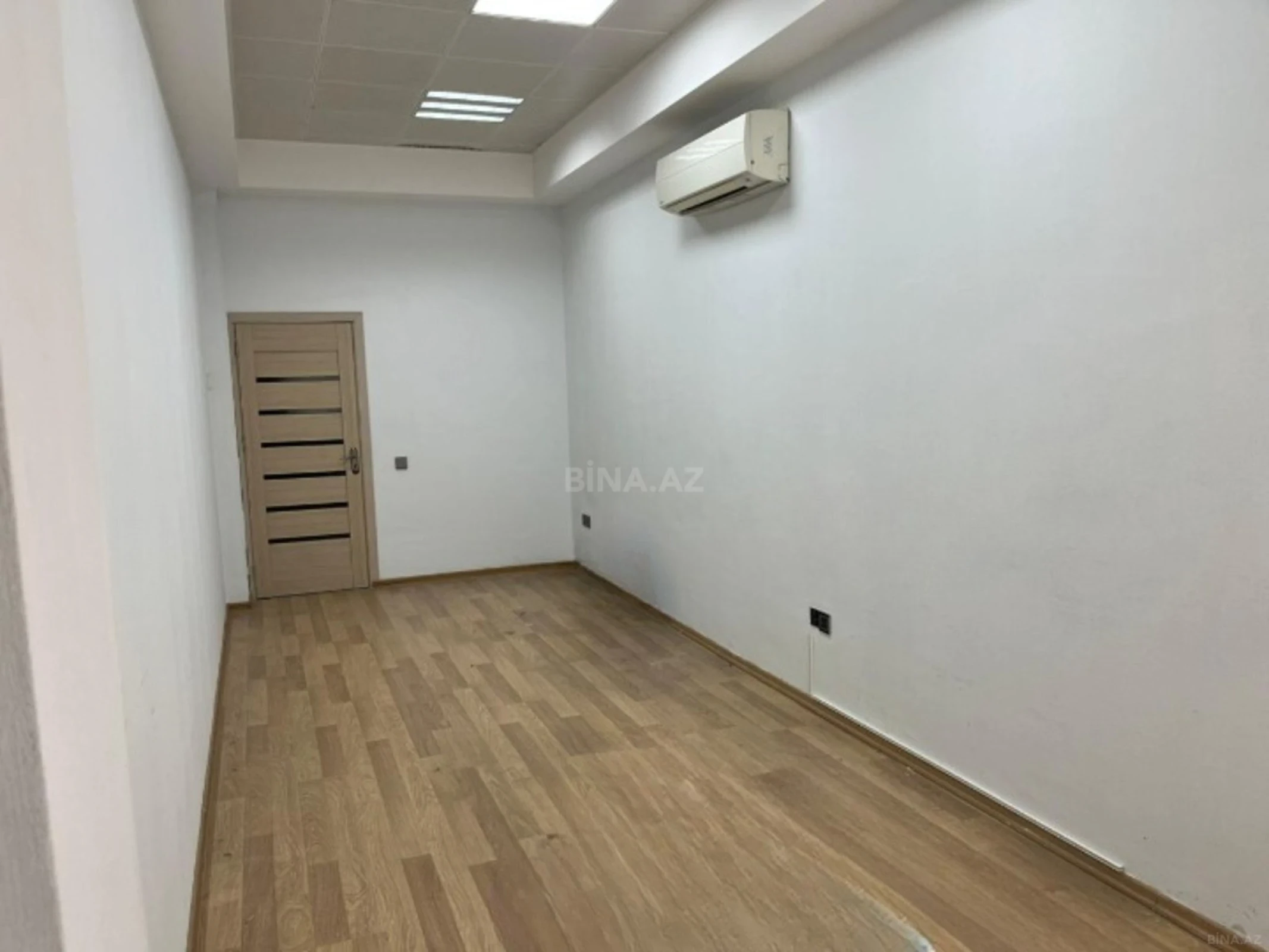 Kirayə verilir 1 otaqlı ofis 30 m²