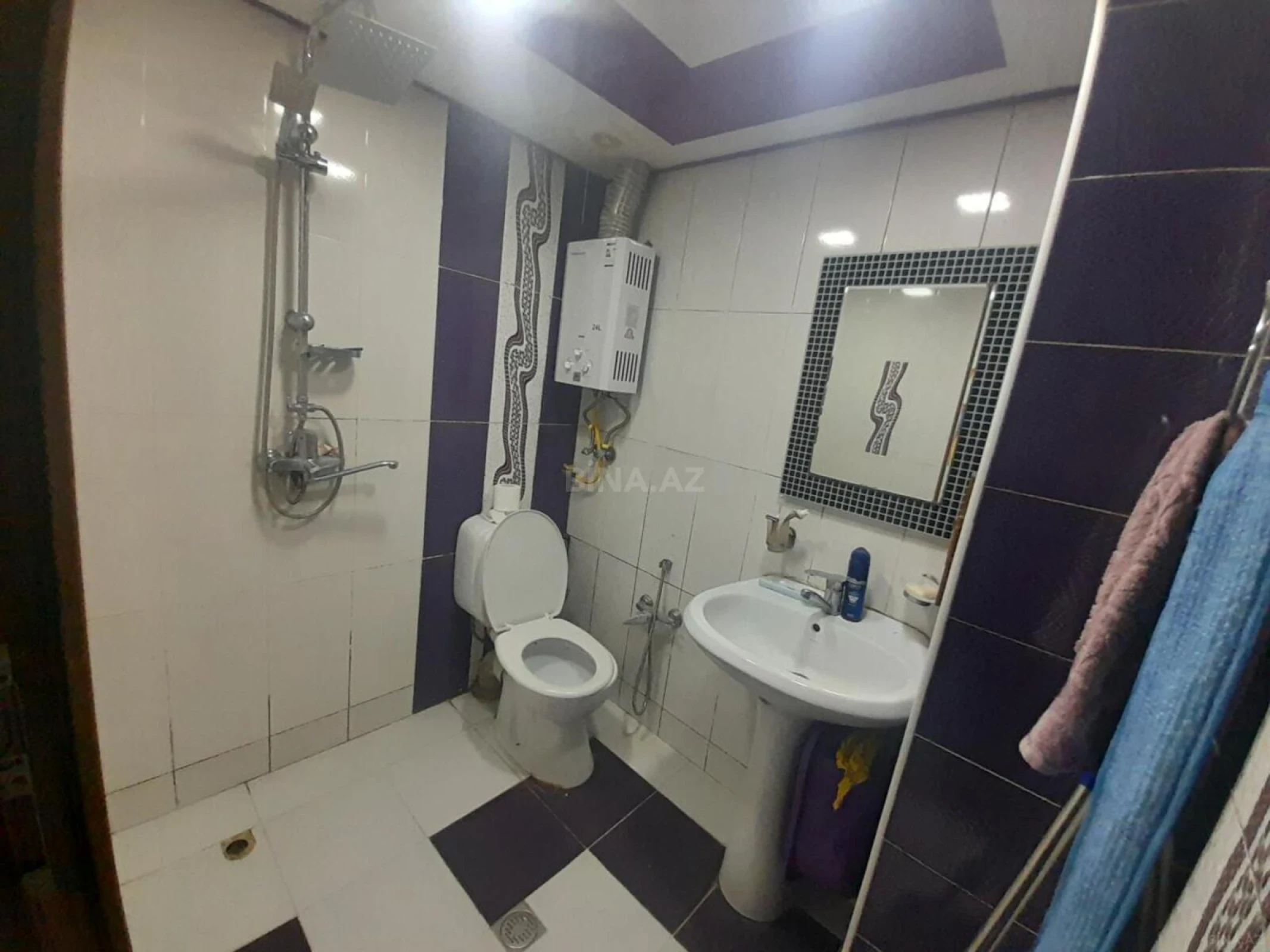 Satılır 2 otaqlı mənzil 65 m²