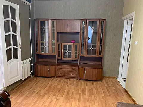 Kirayə verilir 2 otaqlı mənzil 40 m²