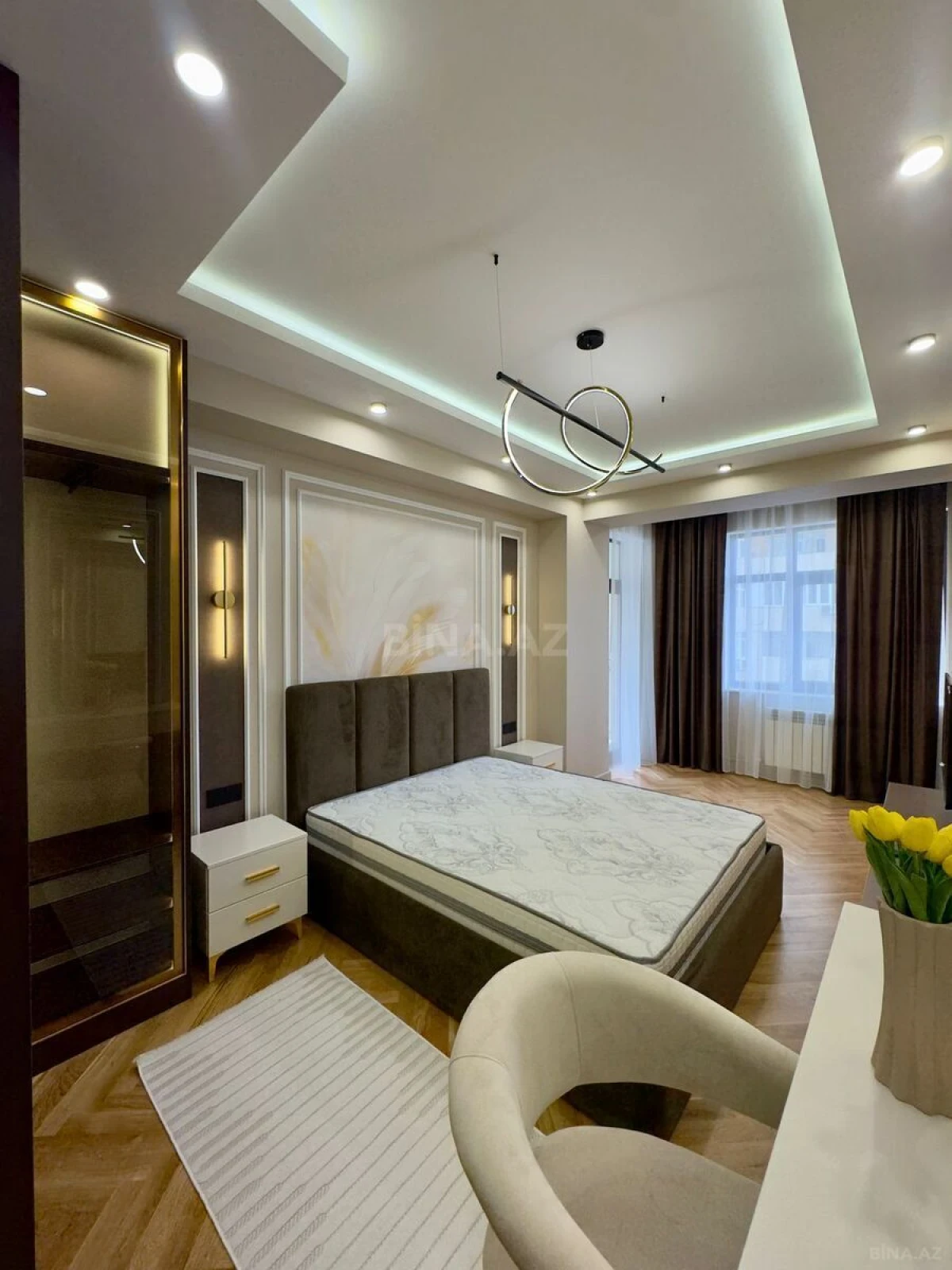 Satılır 3 otaqlı mənzil 98 m²