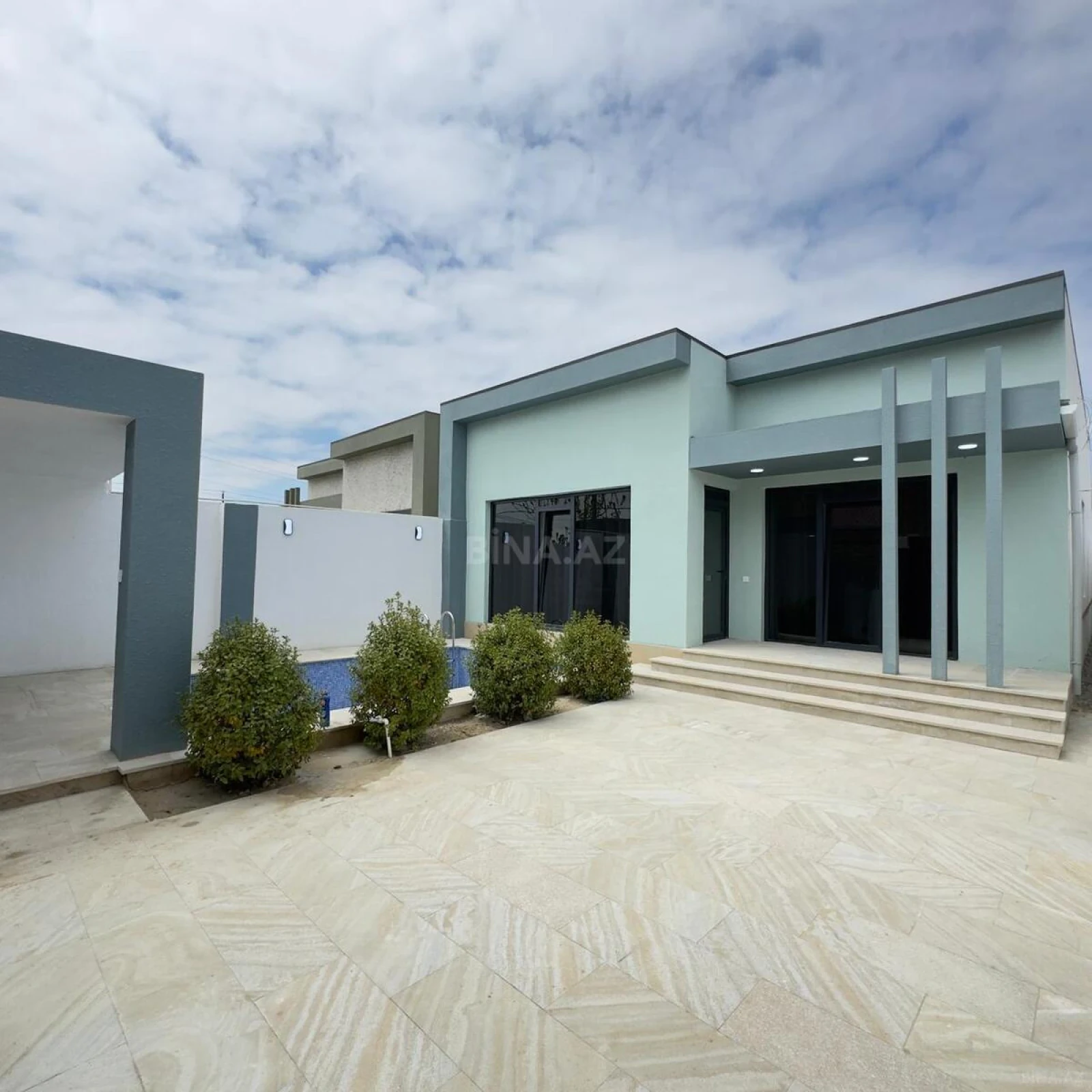 Satılır 4 otaqlı həyət evi 150 m²