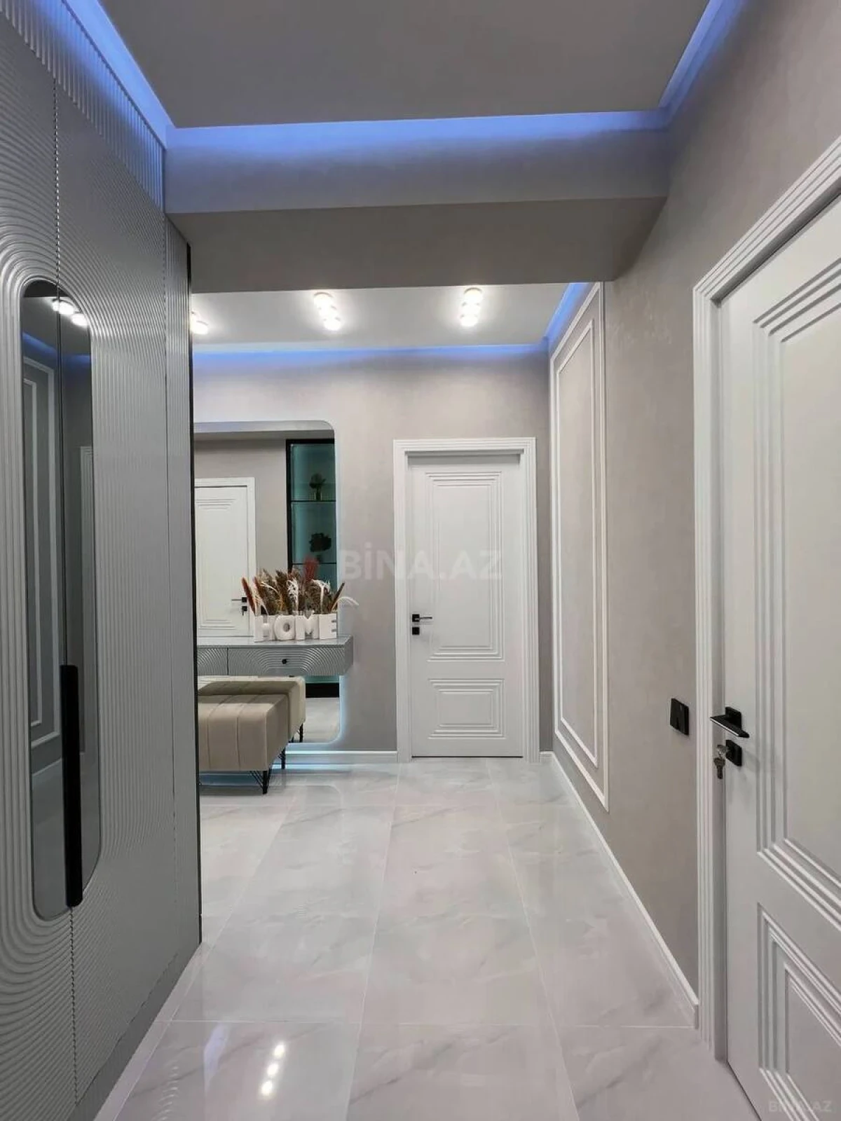 Kirayə verilir 2 otaqlı mənzil 85 m²