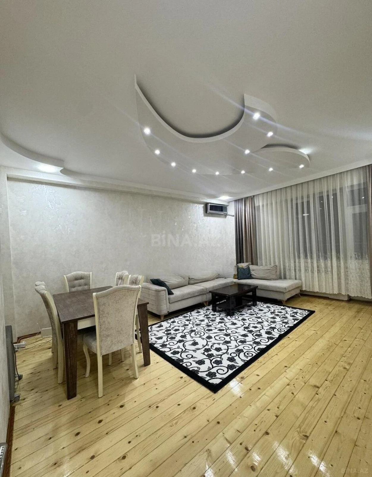 Satılır 2 otaqlı mənzil 85 m²