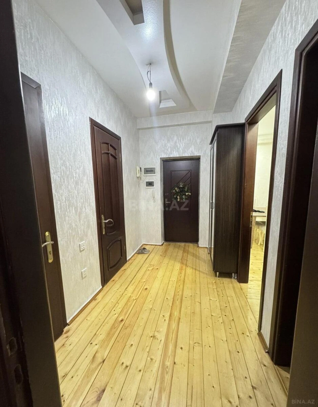 Satılır 2 otaqlı mənzil 85 m²