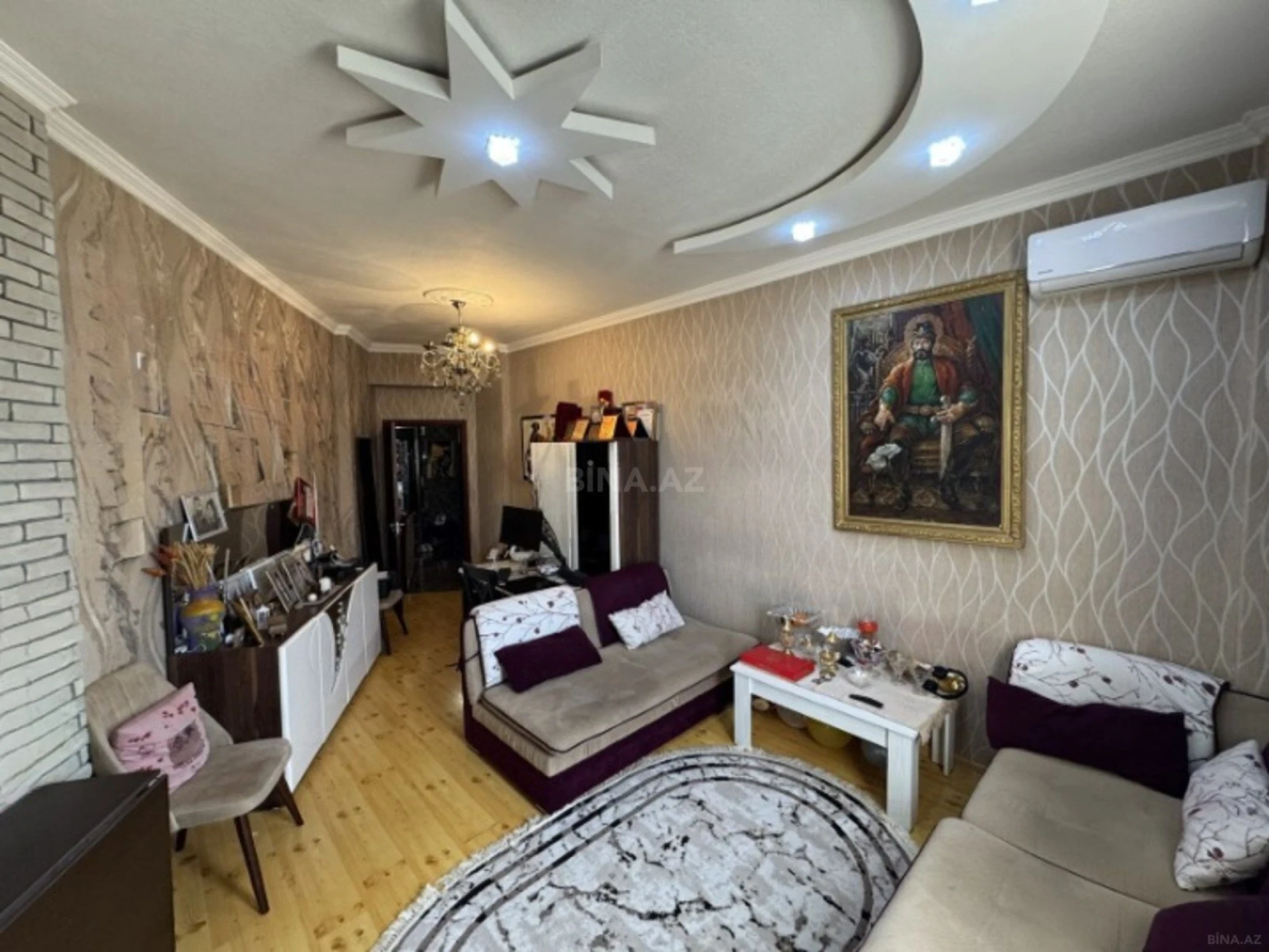 Satılır 2 otaqlı mənzil 78 m²