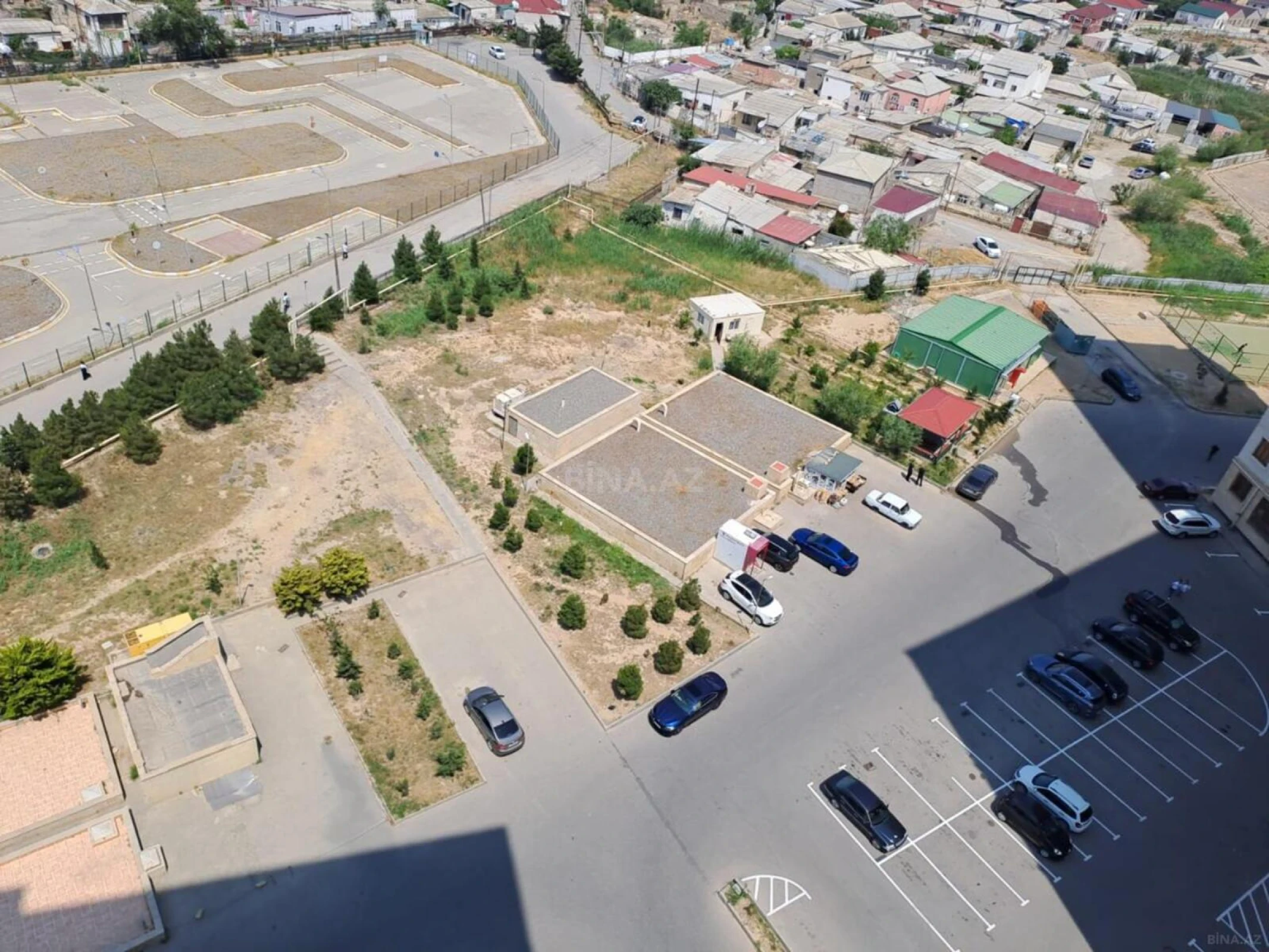 Satılır 2 otaqlı mənzil 78 m²