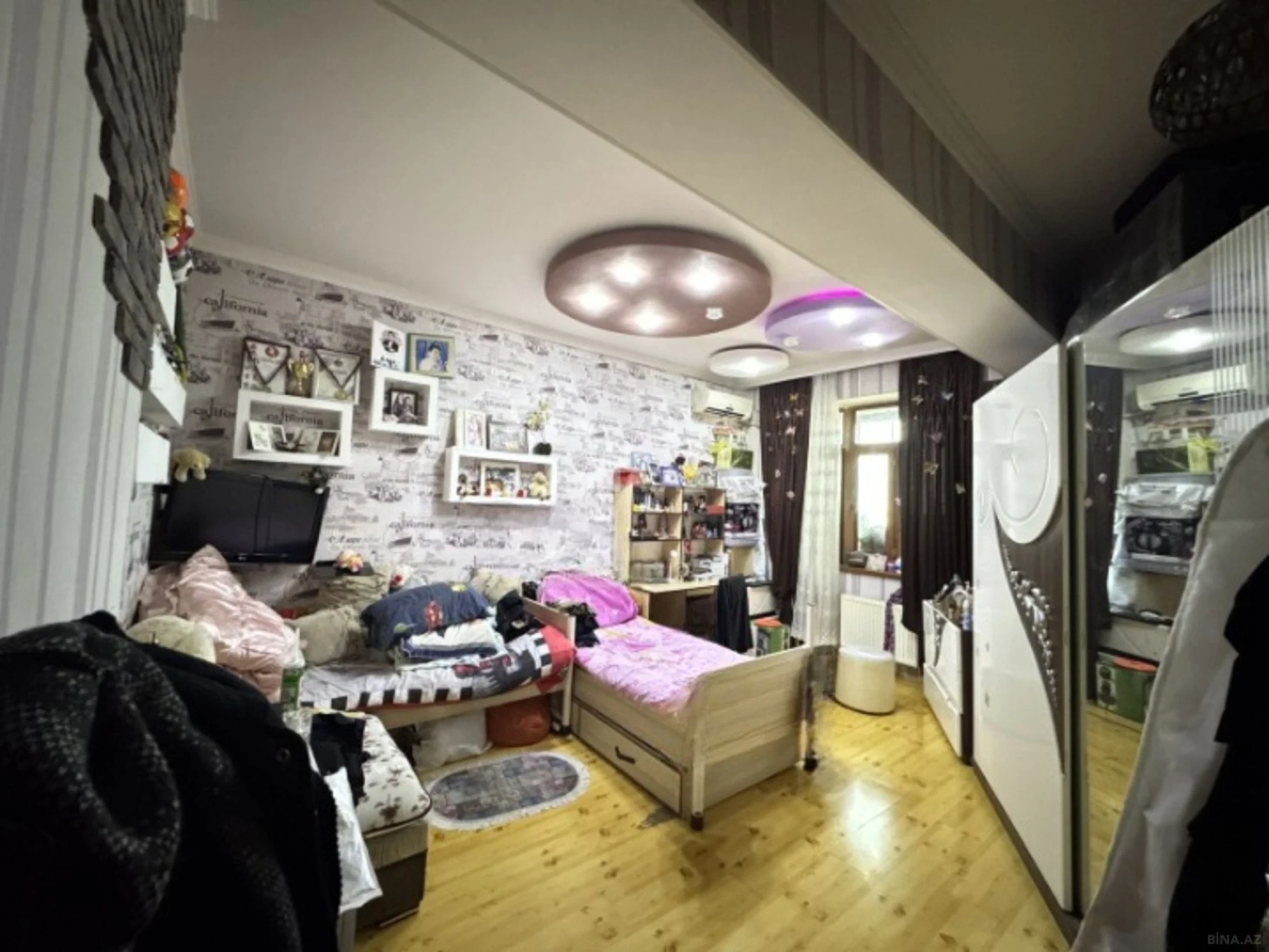 Satılır 2 otaqlı mənzil 78 m²