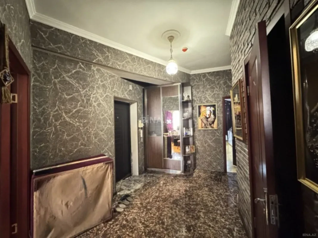 Satılır 2 otaqlı mənzil 78 m²