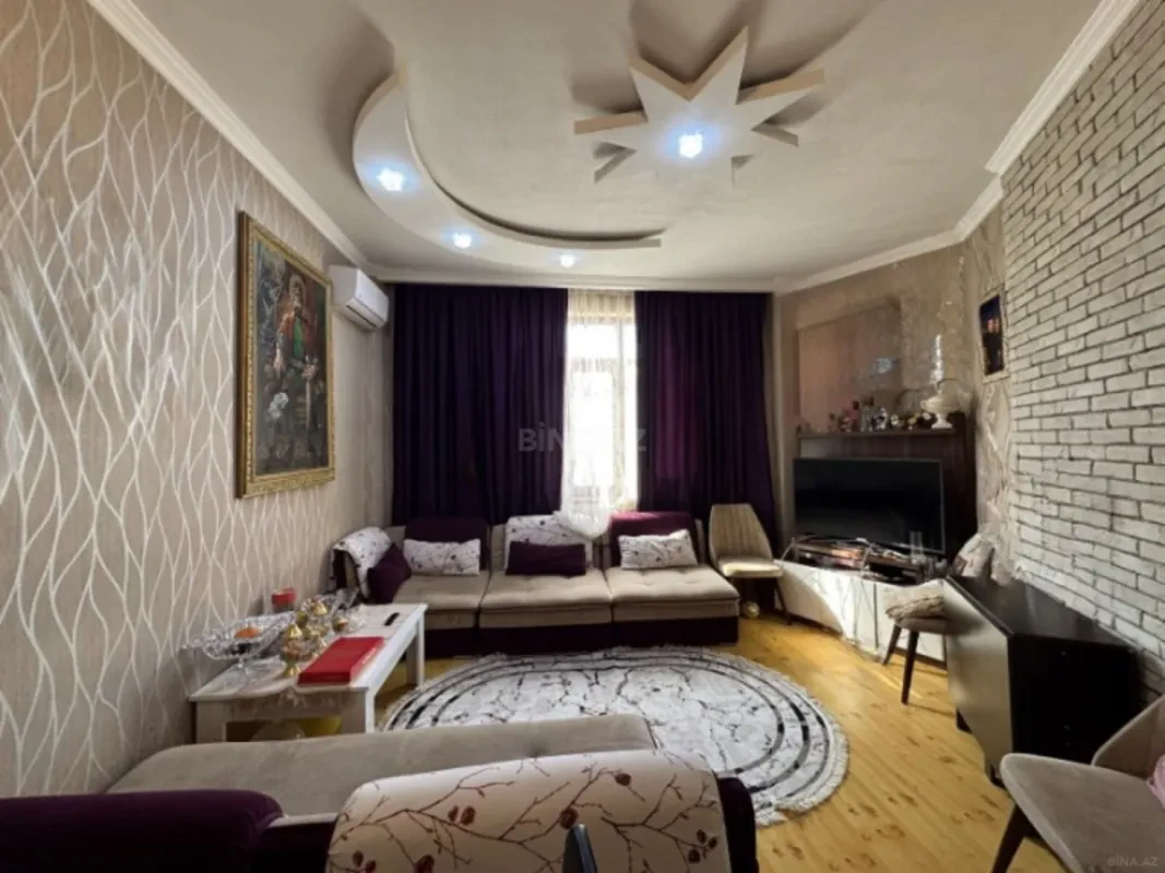 Satılır 2 otaqlı mənzil 78 m²