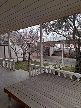 Satılır 5 otaqlı həyət evi 260 m²