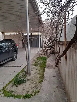 Satılır 5 otaqlı həyət evi 260 m²