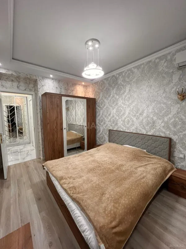 Kirayə verilir 2 otaqlı mənzil 68 m²