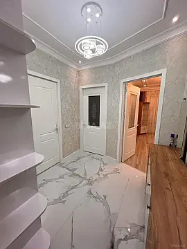 Kirayə verilir 2 otaqlı mənzil 68 m²