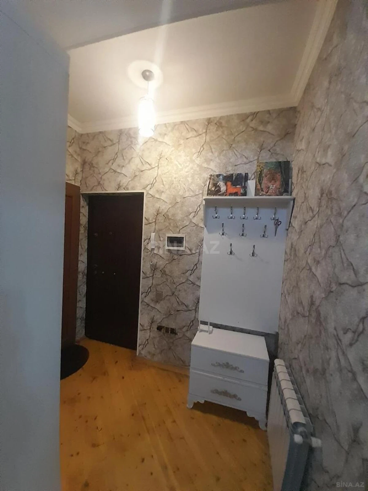 Satılır 2 otaqlı mənzil 72 m²