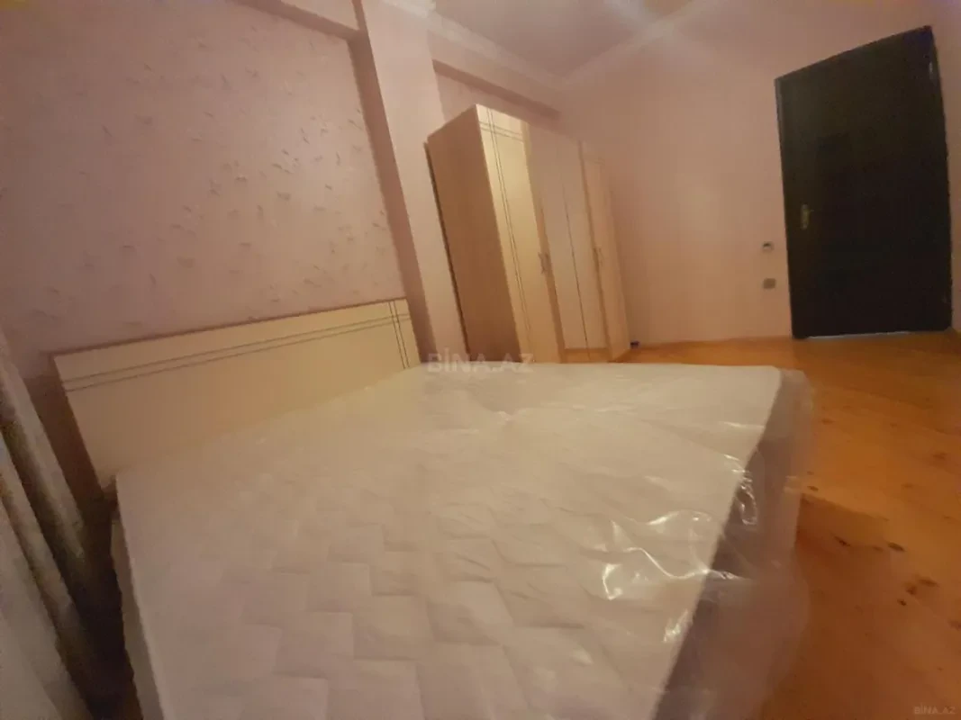 Satılır 2 otaqlı mənzil 72 m²