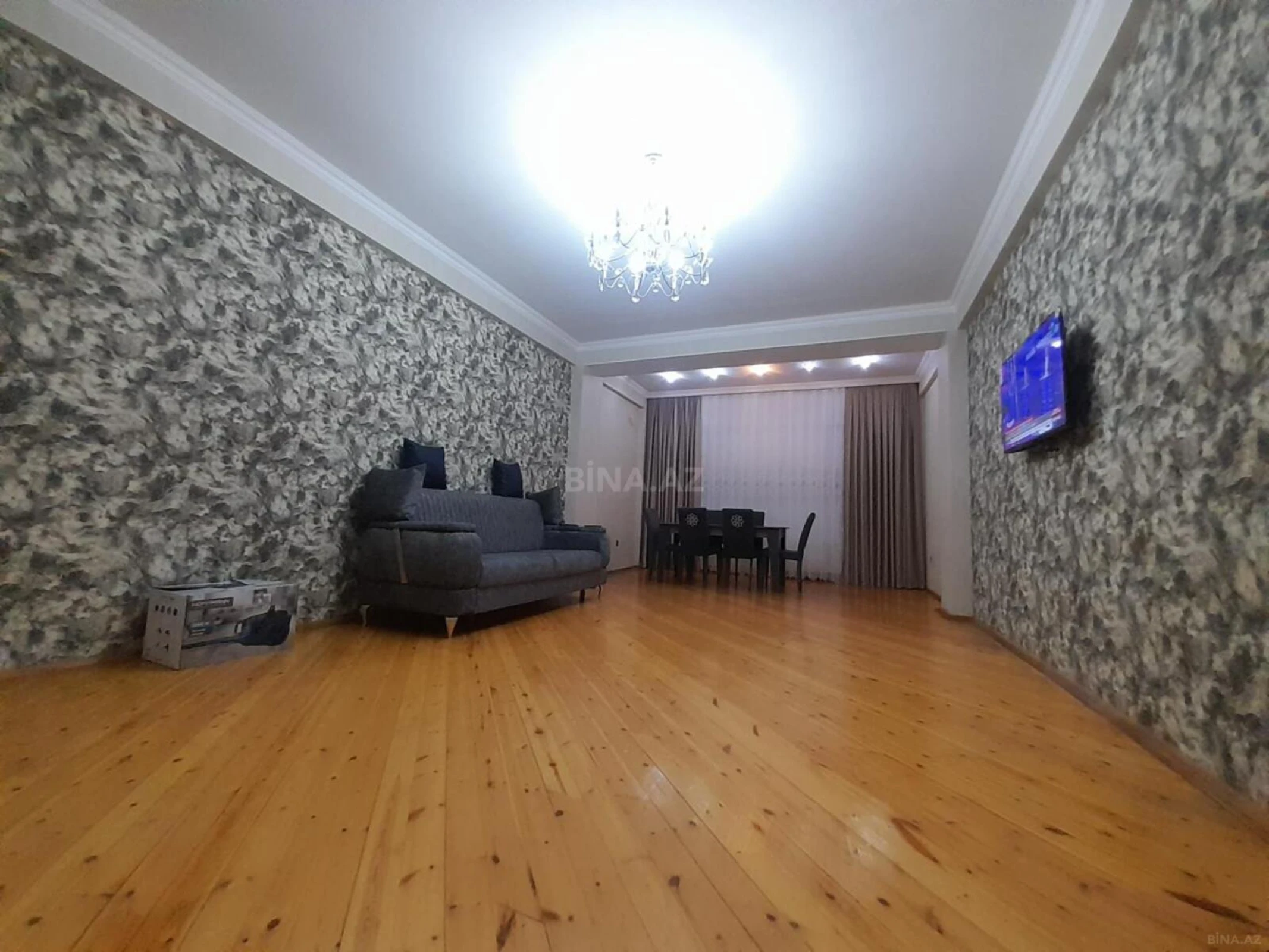 Satılır 2 otaqlı mənzil 72 m²