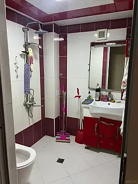 Kirayə verilir 2 otaqlı mənzil 50 m²
