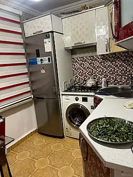 Kirayə verilir 2 otaqlı mənzil 50 m²