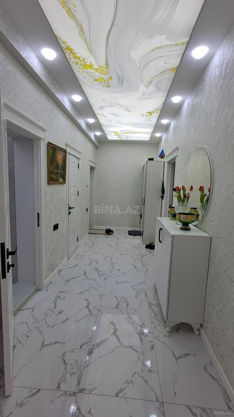 Kirayə verilir 2 otaqlı mənzil 70 m²