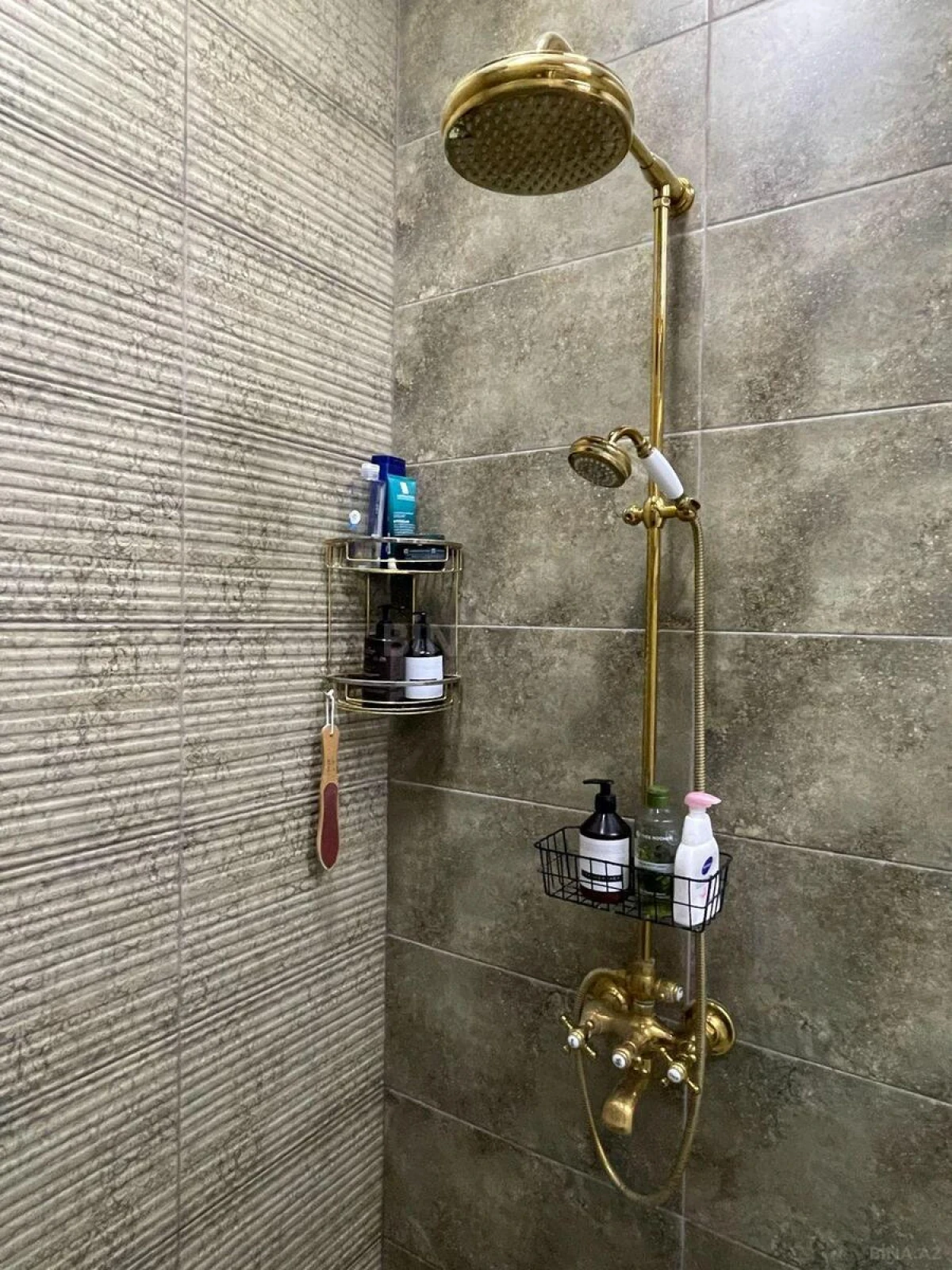 Kirayə verilir 2 otaqlı mənzil 80 m²