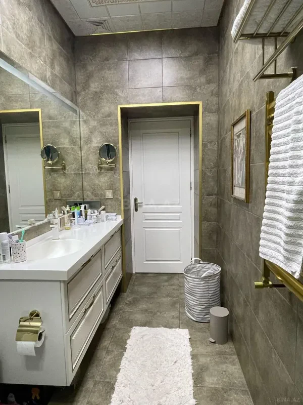 Kirayə verilir 2 otaqlı mənzil 80 m²