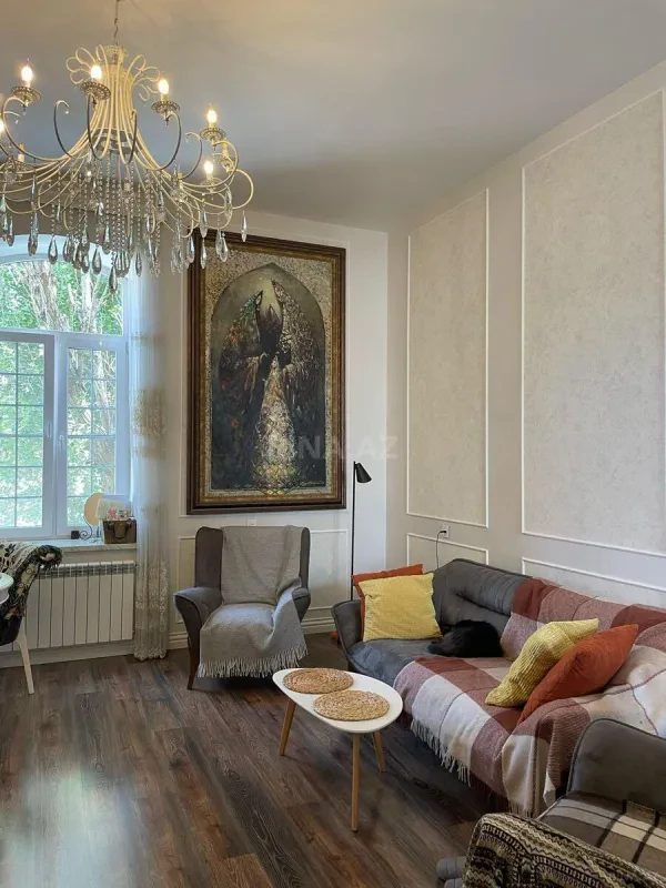 Kirayə verilir 2 otaqlı mənzil 80 m²