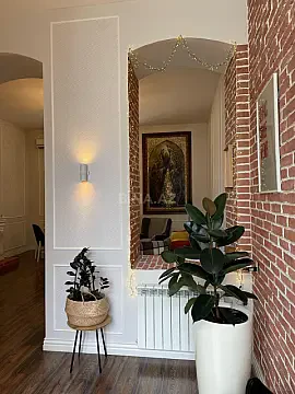 Kirayə verilir 2 otaqlı mənzil 80 m²