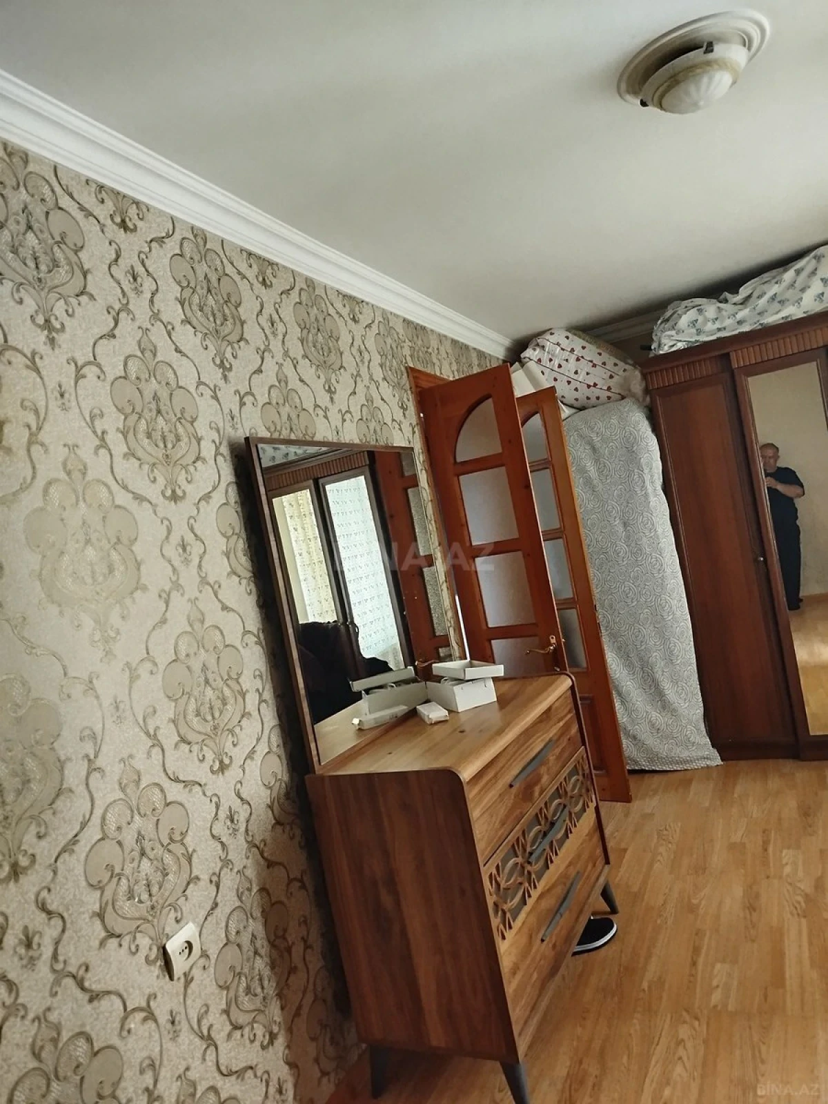 Satılır 2 otaqlı mənzil 60 m²