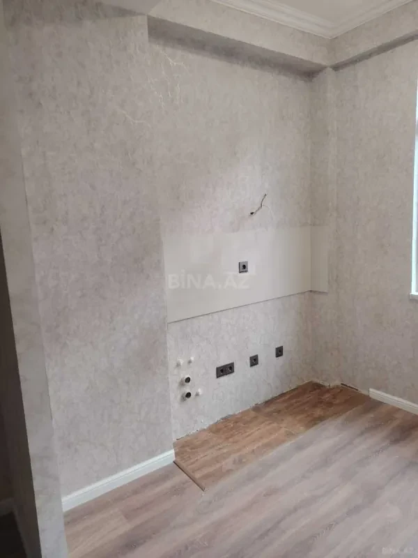 Satılır 2 otaqlı mənzil 83 m²