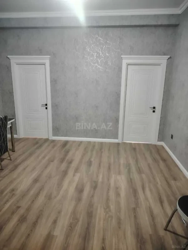 Satılır 2 otaqlı mənzil 83 m²