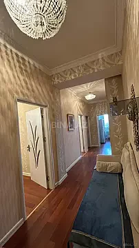 Satılır 4 otaqlı mənzil 100 m²
