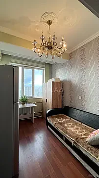 Satılır 4 otaqlı mənzil 100 m²
