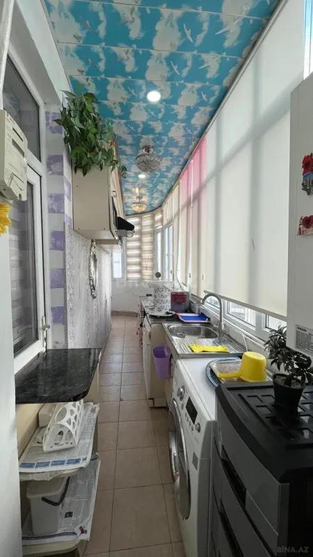 Satılır 4 otaqlı mənzil 100 m²