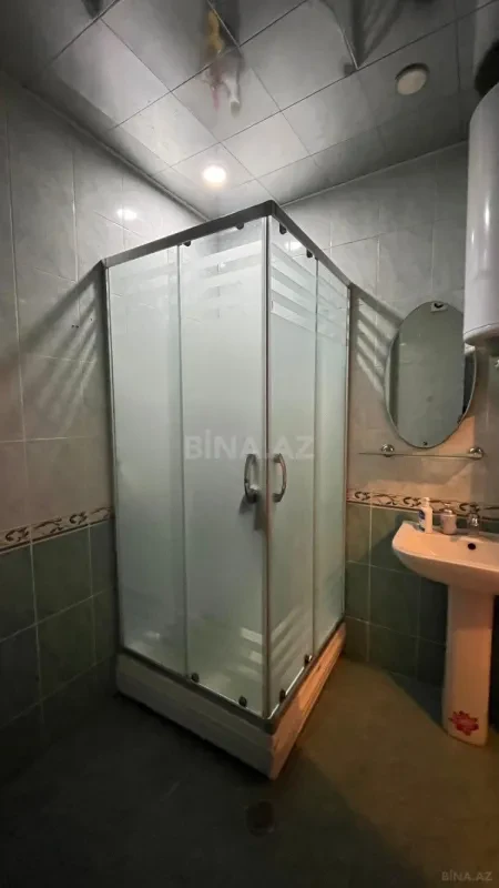 Satılır 4 otaqlı mənzil 100 m²