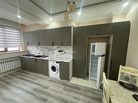 Kirayə verilir 2 otaqlı mənzil 95 m²