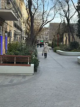 Satılır 2 otaqlı mənzil 46 m²
