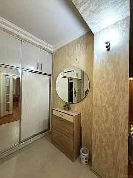 Satılır 2 otaqlı mənzil 90 m²