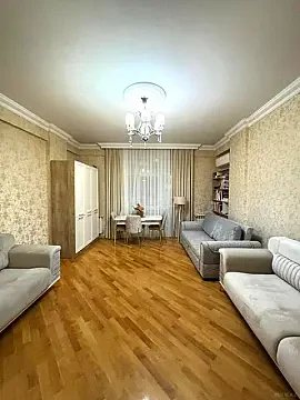 Satılır 2 otaqlı mənzil 90 m² — Bakı, 8-ci mikrorayon 2 otaq 90.00 m²