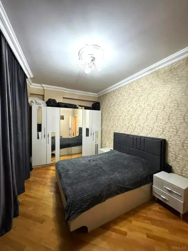 Satılır 2 otaqlı mənzil 90 m²