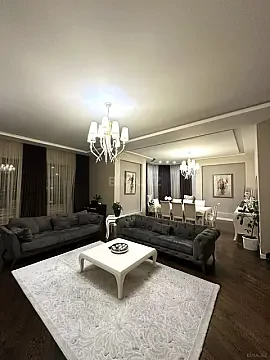 Satılır 5 otaqlı mənzil 200 m² — Bakı, Nizami 5 otaq 200.00 m²