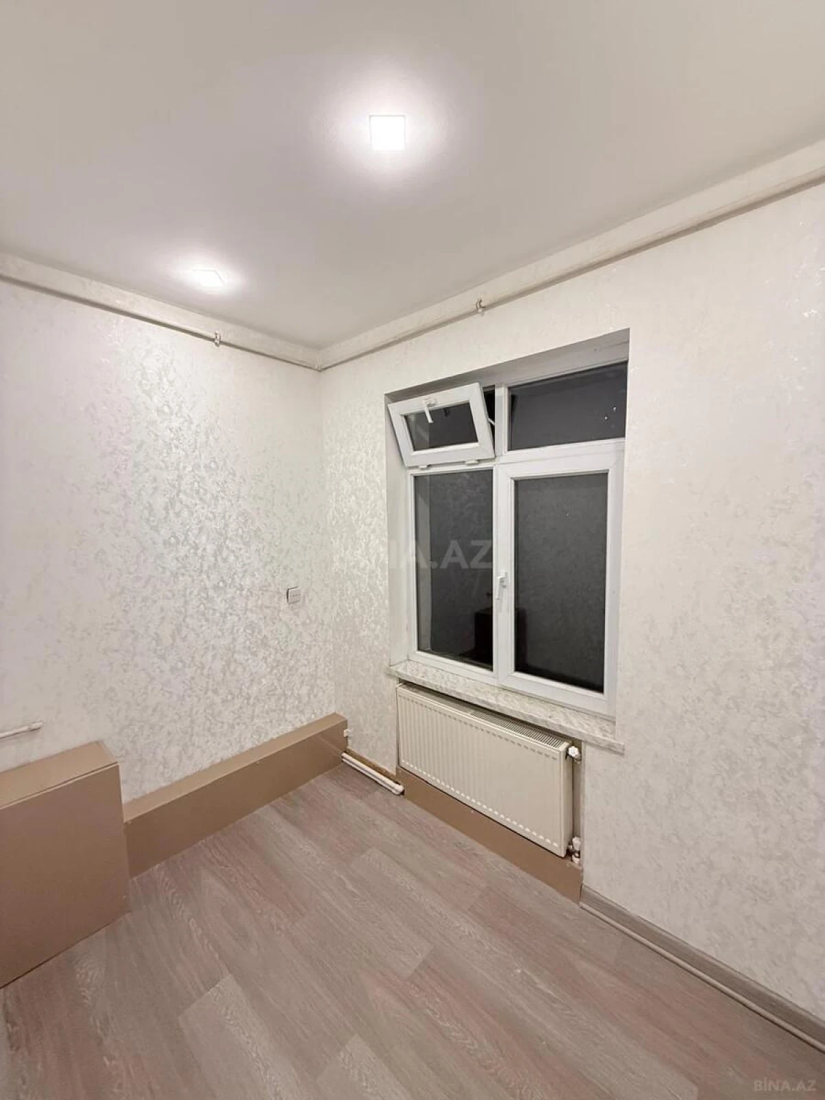 Satılır 2 otaqlı mənzil 33 m²