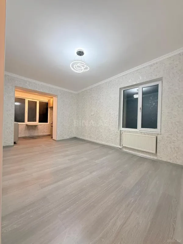 Satılır 2 otaqlı mənzil 33 m²